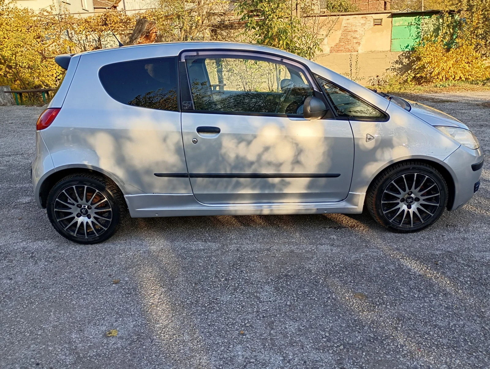 Mitsubishi Colt 1.1 75 . | Mobile.bg   2