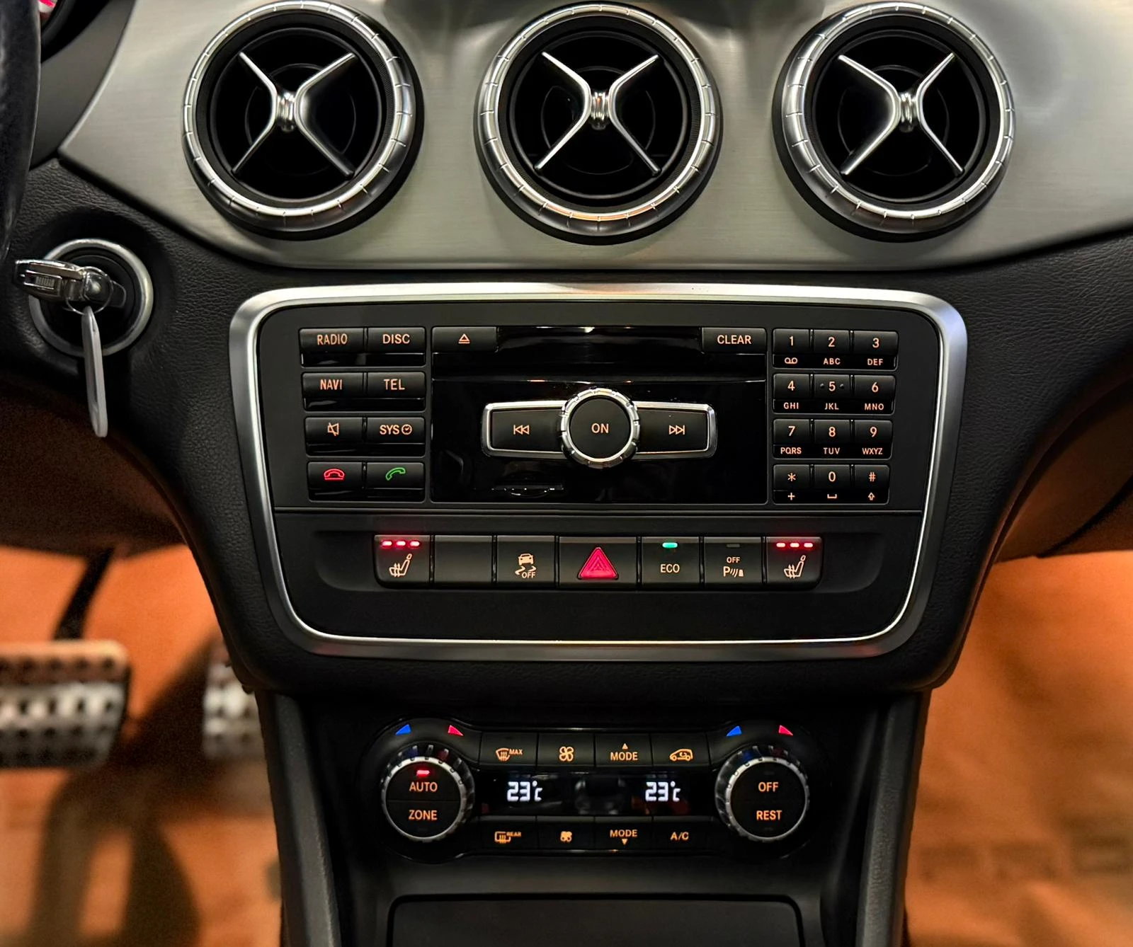 Mercedes-Benz CLA 45 AMG 4Matic* Pano* �������* ������ | Mobile.bg � ����������� 12