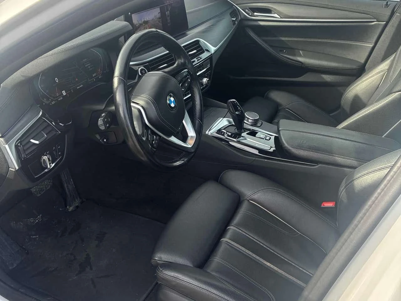 BMW 530 * 530i xDrive * 2�����* PANO* �������* KEYLESS*  | Mobile.bg � ����������� 5