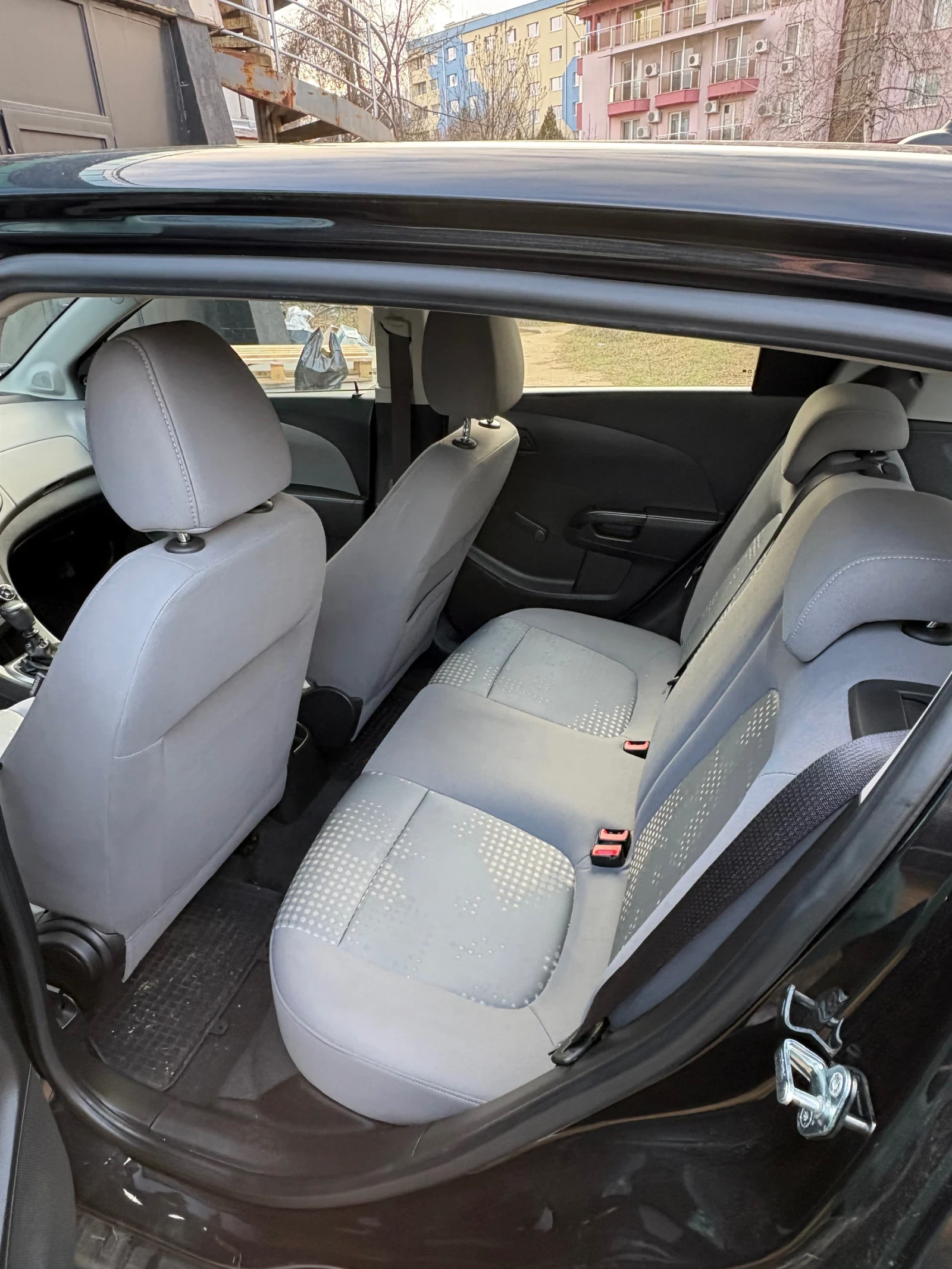 Chevrolet Aveo  - изображение 6