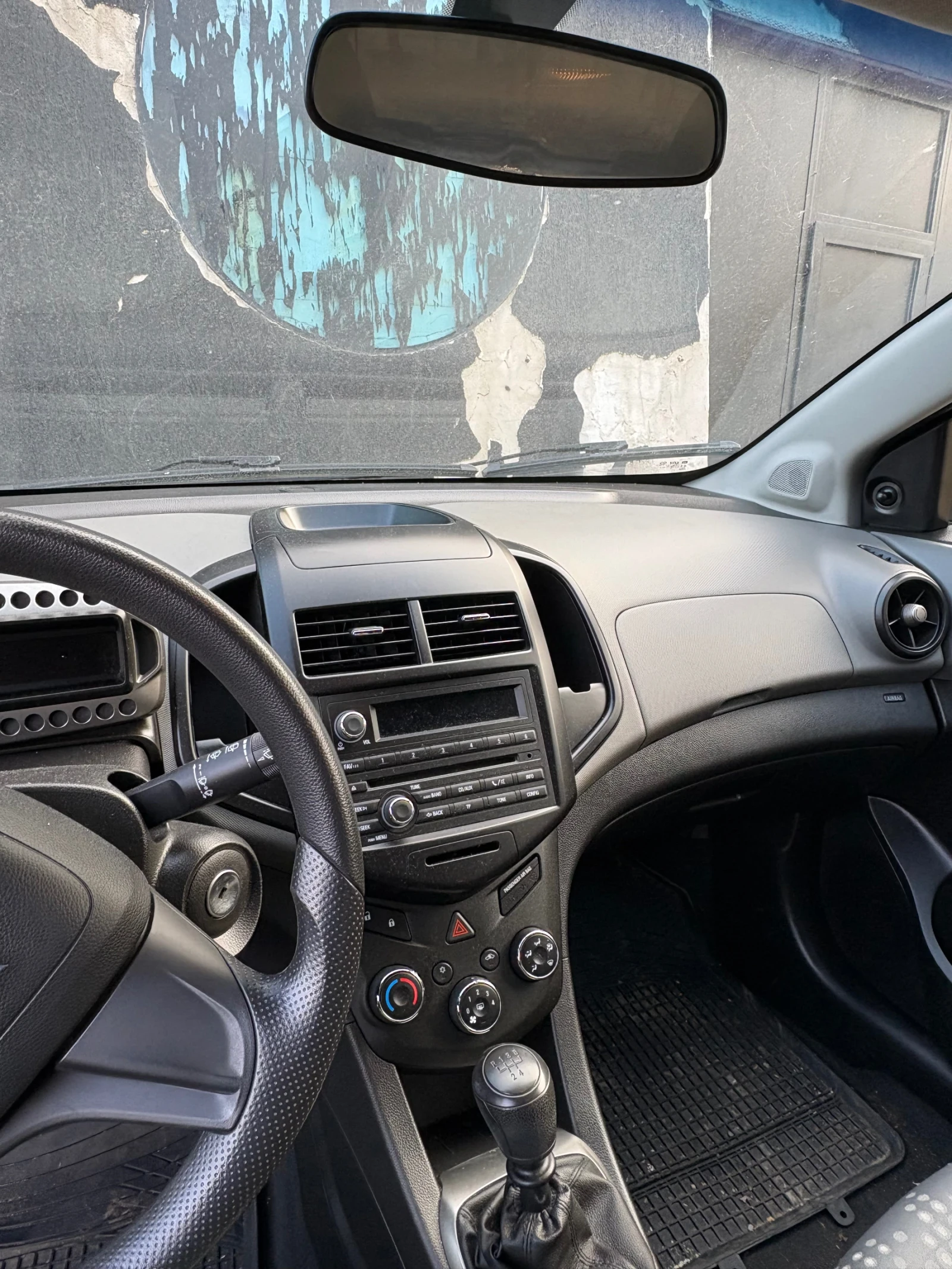 Chevrolet Aveo  - изображение 4