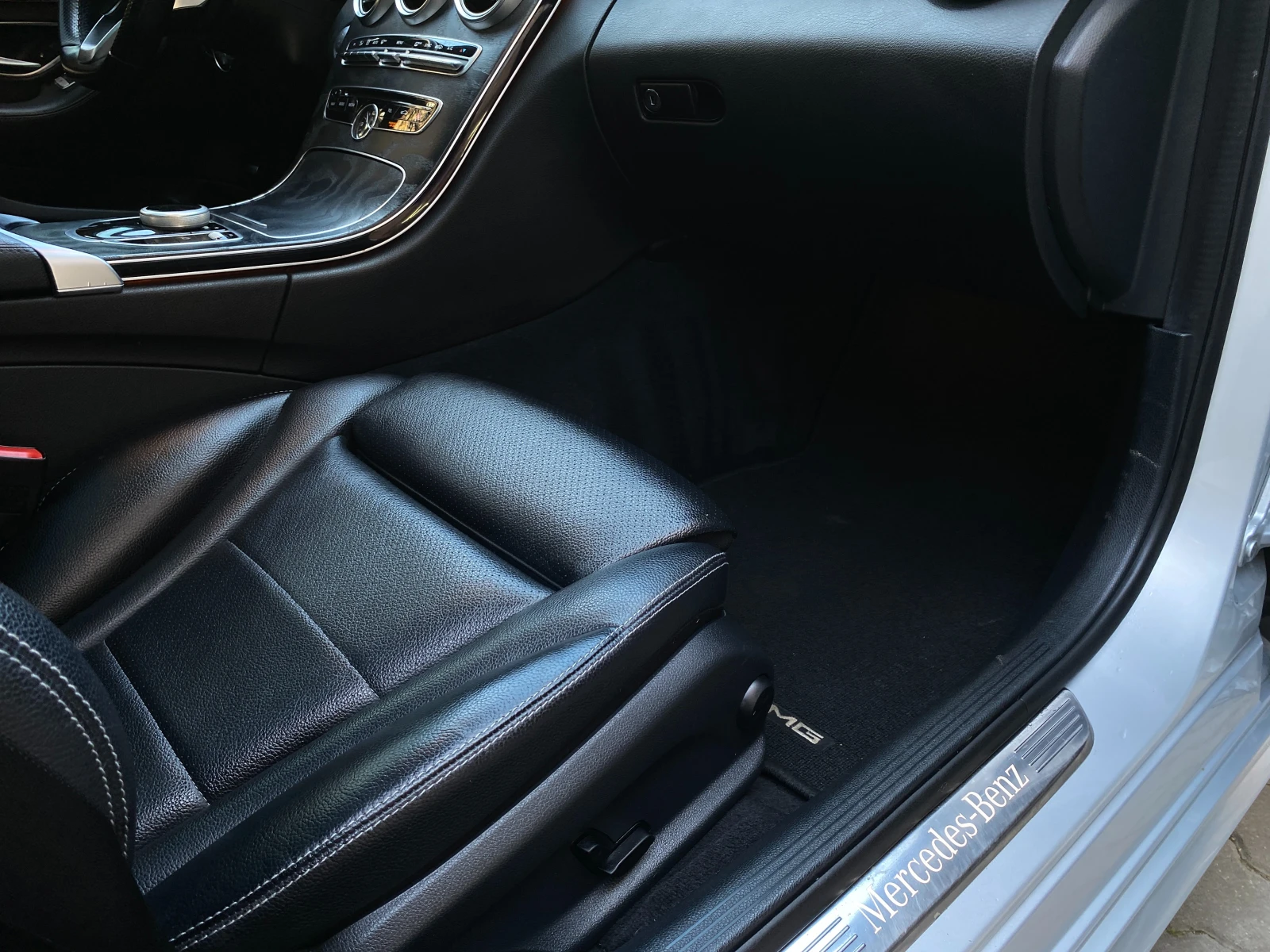 Mercedes-Benz C 220 AMG STYLE* , снимка 7 - Автомобили и джипове - 53782239