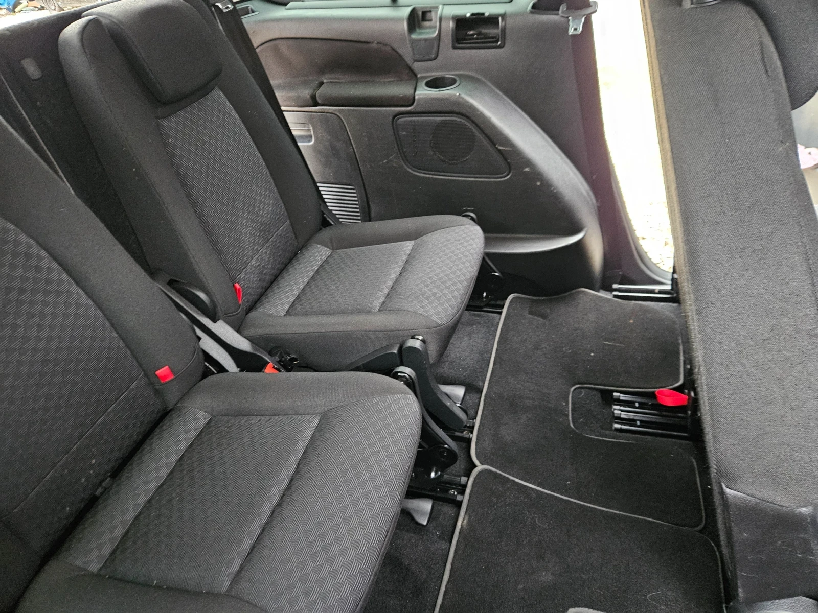 Ford Galaxy 20 140кс автомат GIIA, снимка 12 - Автомобили и джипове - 54013405