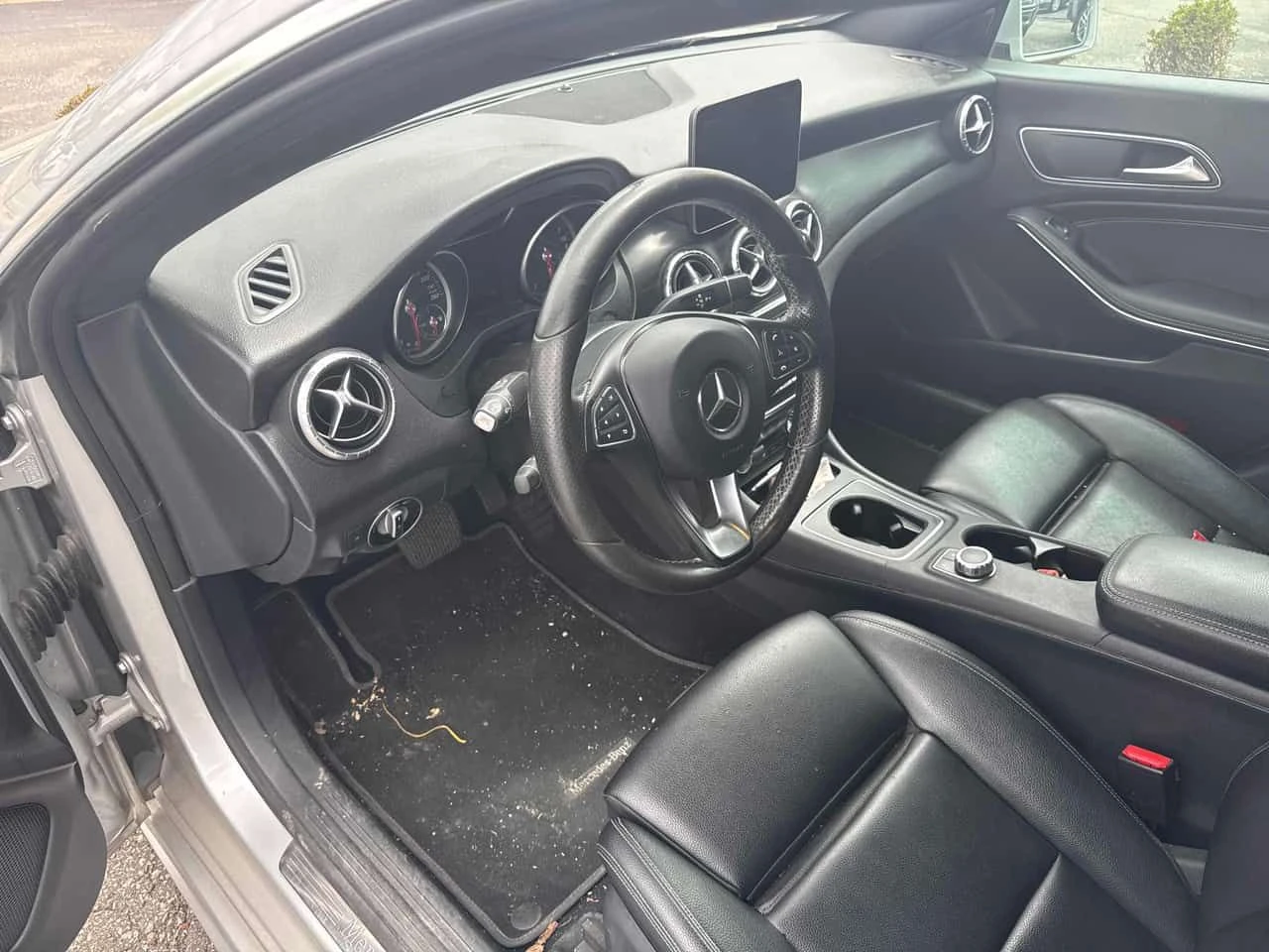 Mercedes-Benz CLA 250 4MATIC/ПАНОРАМА/ПОДГРЕВИ, снимка 7 - Автомобили и джипове - 54399041