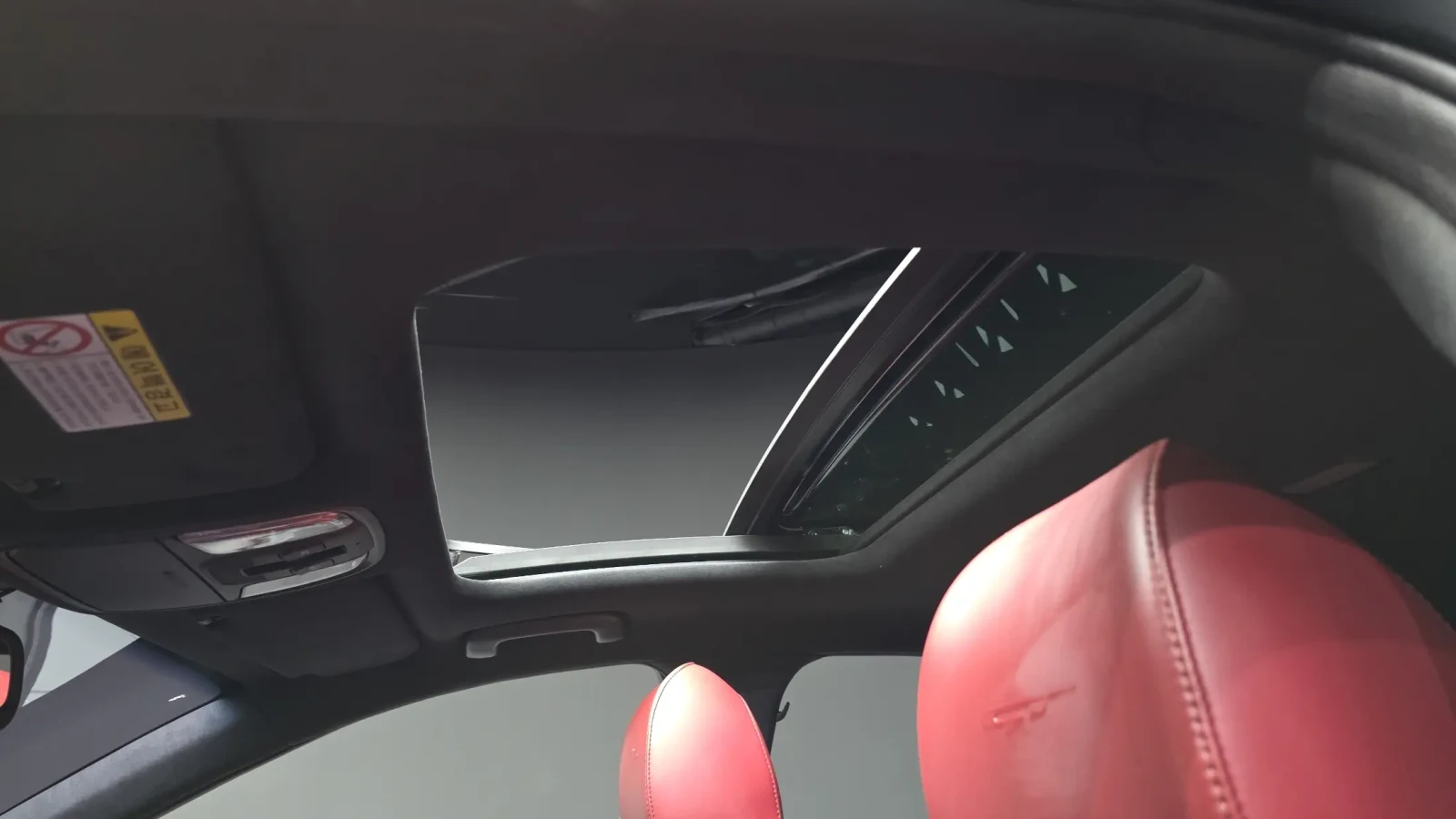 Kia Stinger 3.3 Turbo AWD Панорама* 360* обдухване* Disi* , снимка 8 - Автомобили и джипове - 54563959