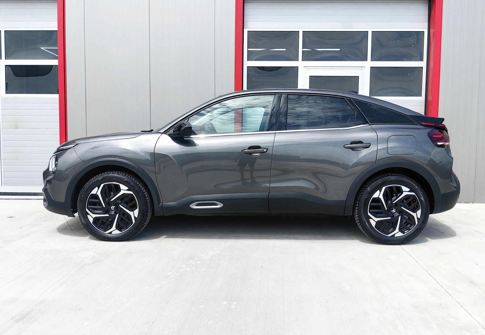 Citroen C4 MAX PureTech EAT8 Всички екстри!, снимка 8 - Автомобили и джипове - 54618886