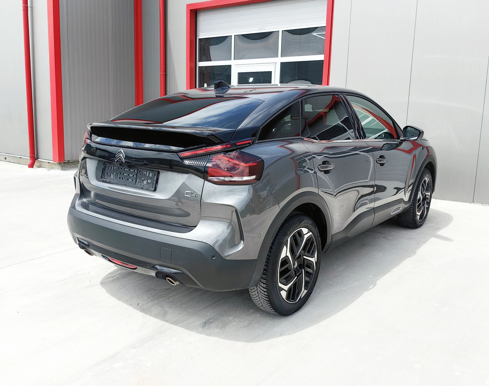 Citroen C4 MAX PureTech EAT8 Всички екстри!, снимка 4 - Автомобили и джипове - 54618886