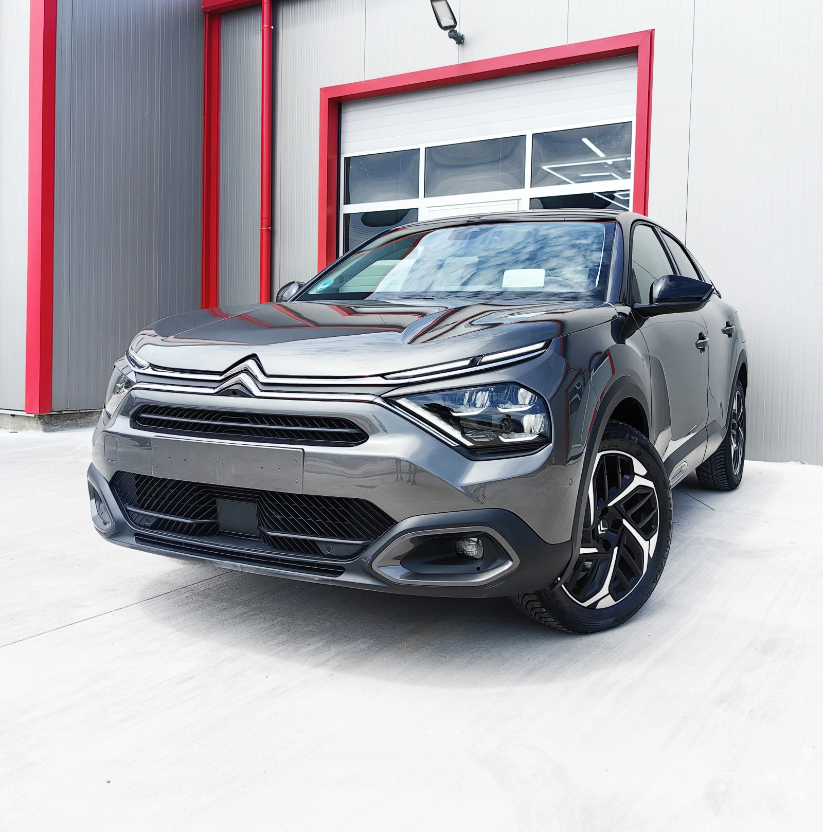 Citroen C4 MAX PureTech EAT8 Всички екстри!, снимка 3 - Автомобили и джипове - 54618886