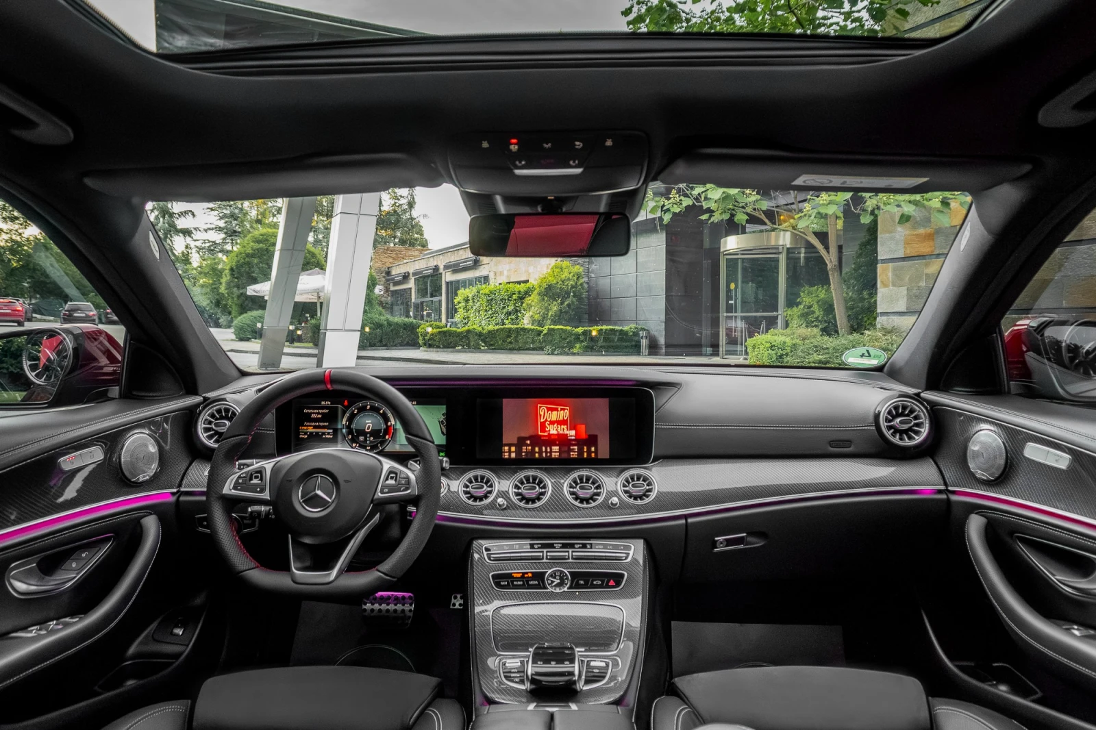 Mercedes-Benz E 350 d* DESIGNO* 3xTV* BRABUS LIMITED* CARBON* PANORAMA, снимка 13 - Автомобили и джипове - 54876375