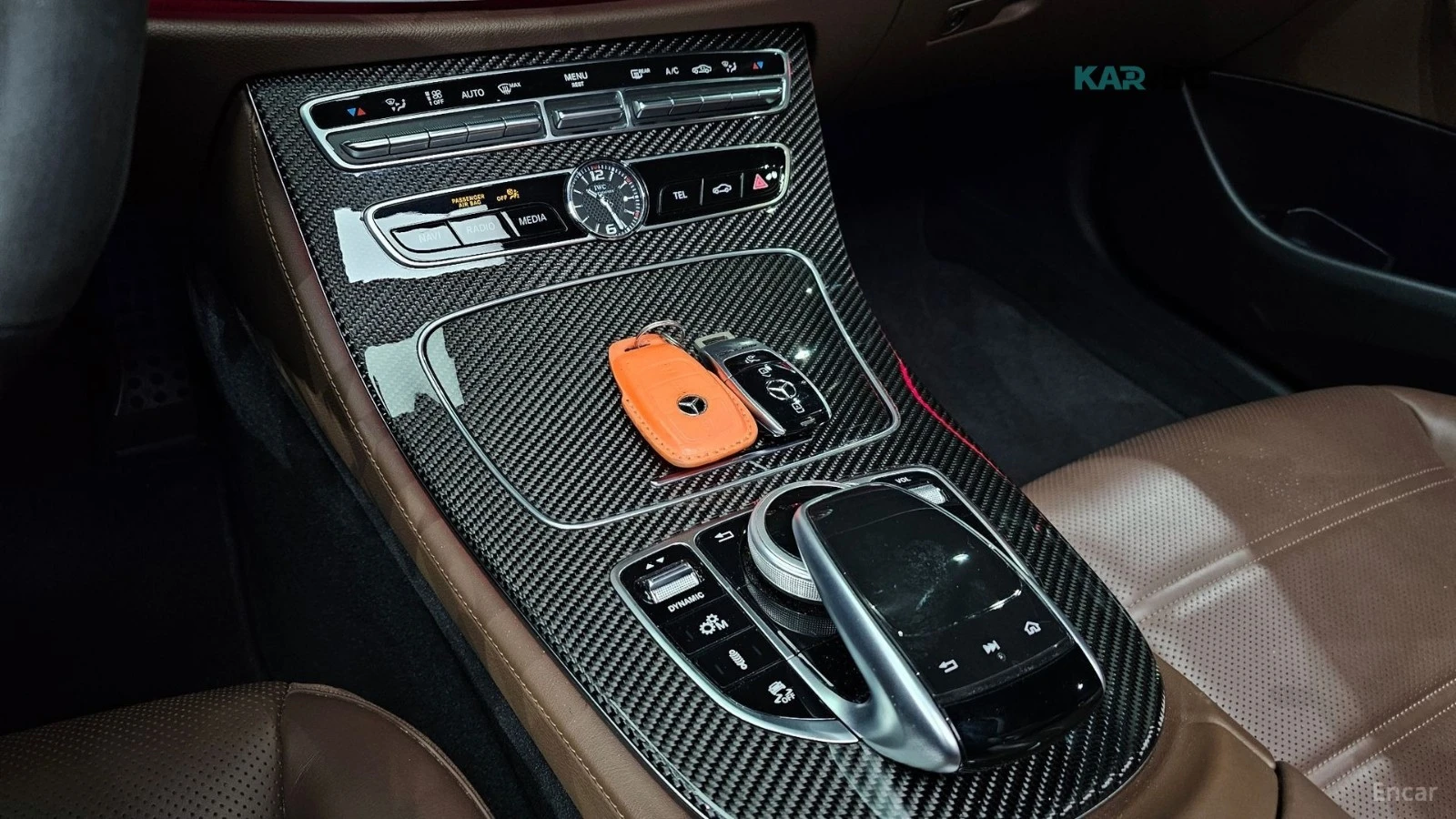 Mercedes-Benz E 63 AMG 4MATIC PLUS* Подгрев* ОБДУХВАНЕ* 360* HUD* Blind S, снимка 17 - Автомобили и джипове - 54971809