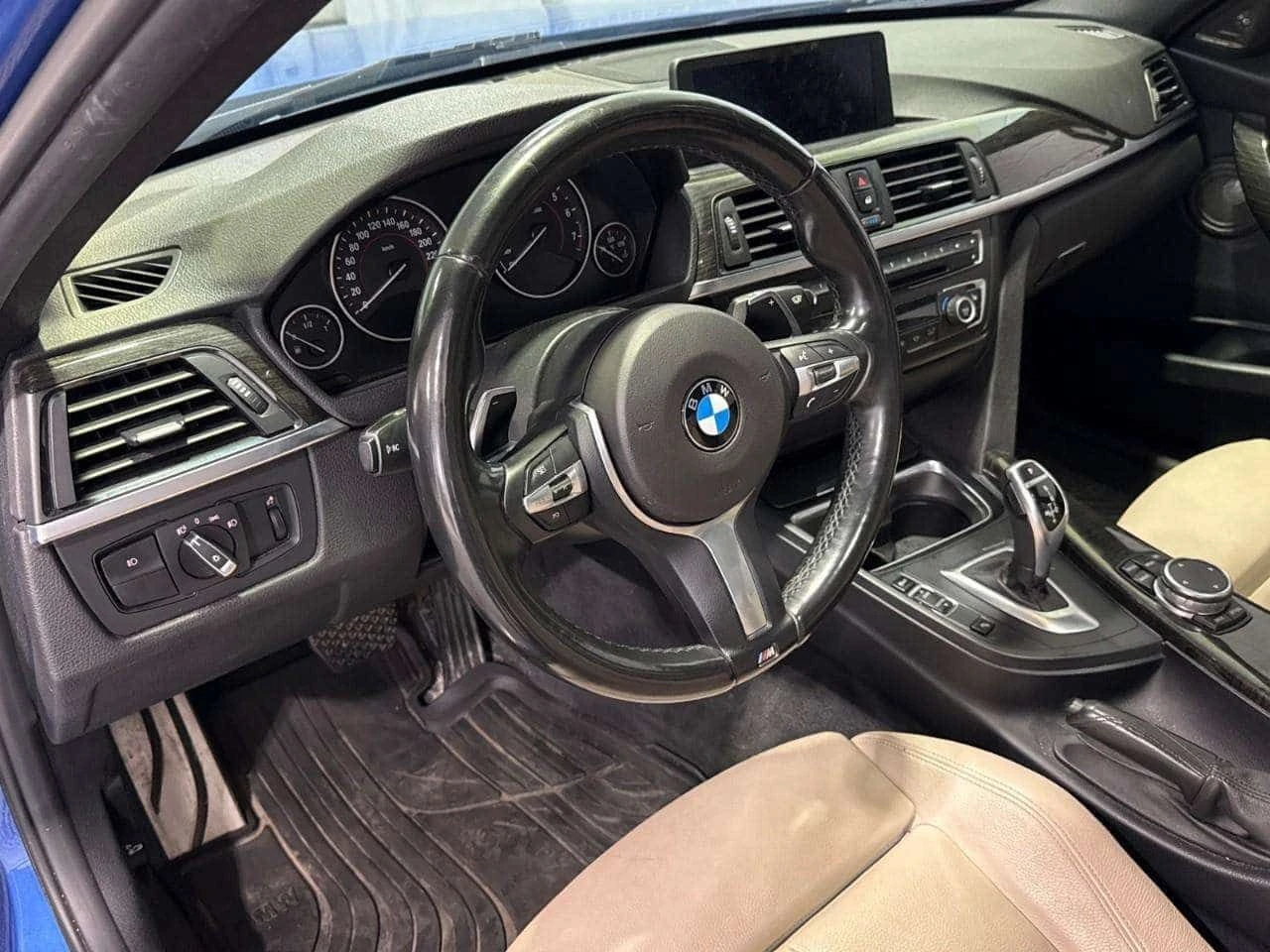 BMW 335 * Estoril Blue with Oyster/BlackNavigation system , снимка 8 - Автомобили и джипове - 55035658