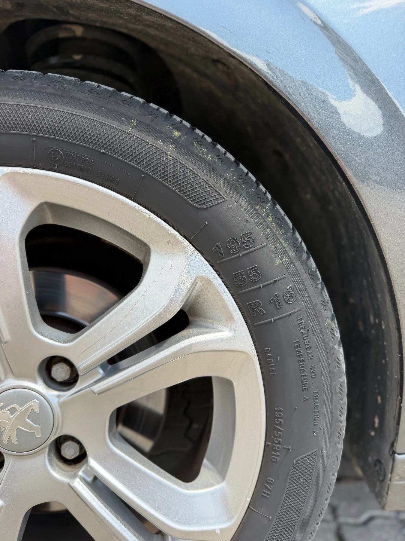 Peugeot 208, снимка 7 - Автомобили и джипове - 55433797