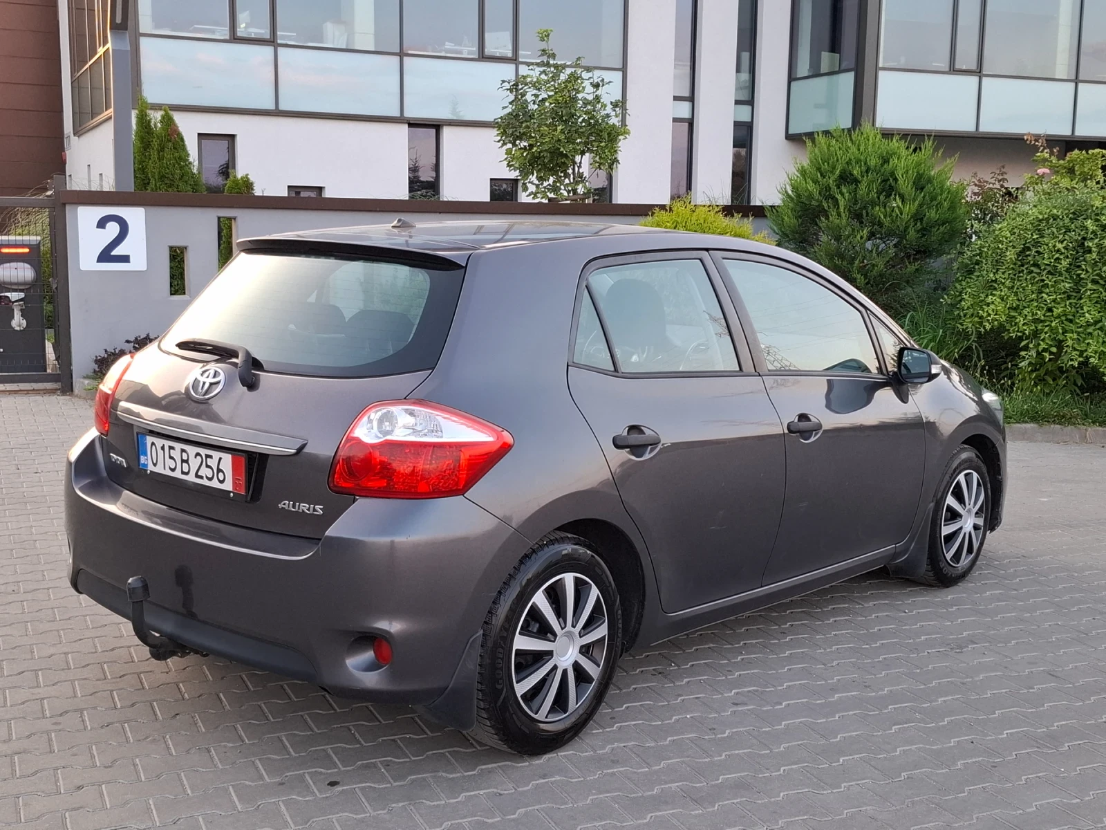 Toyota Auris 1.4D4D* (90кс)* EURO-5* FACELIFT* НОВ ВНОС* , снимка 13 - Автомобили и джипове - 55667504