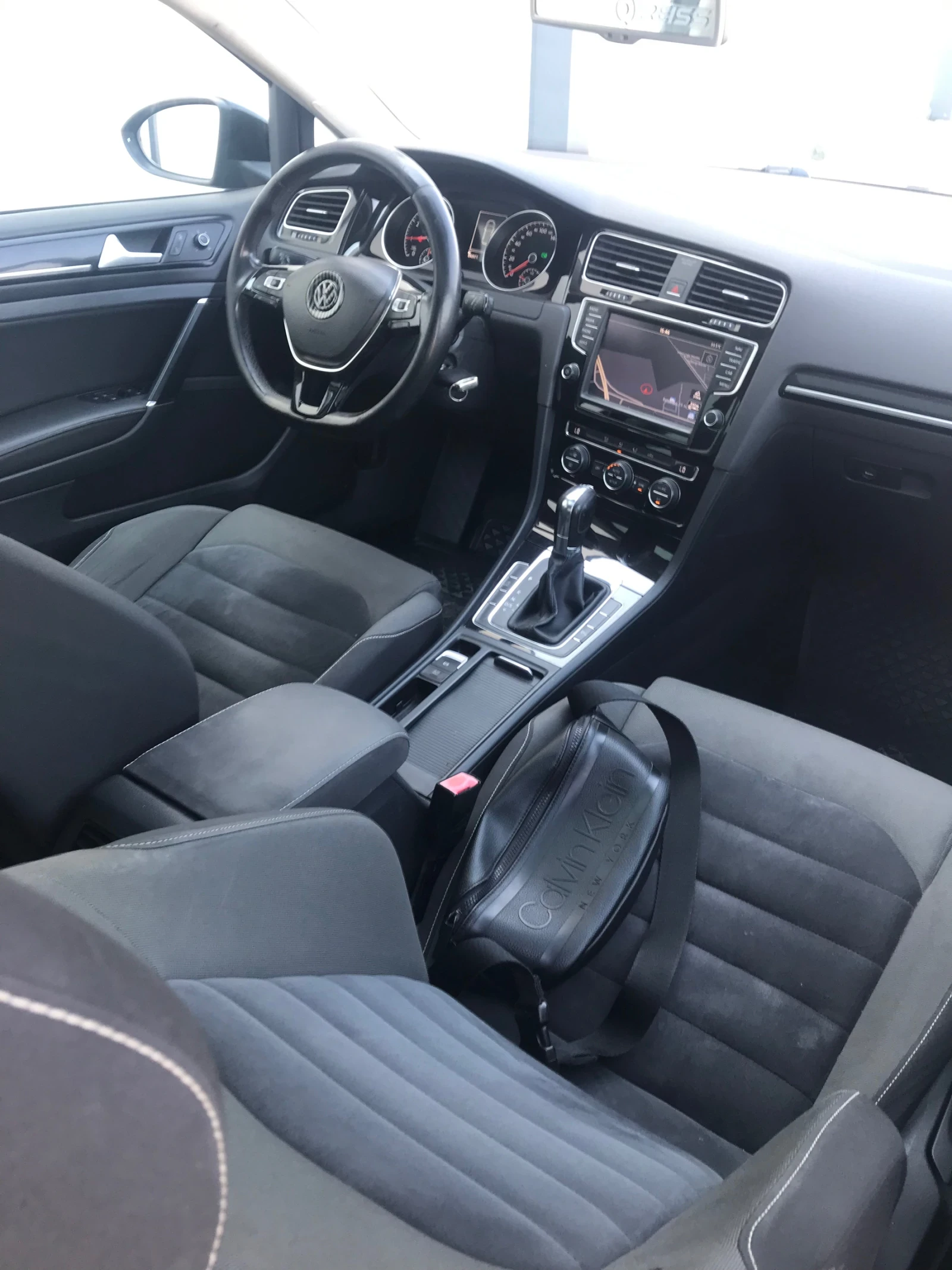 VW Golf * GT Line* * DSG* * 140* , снимка 13 - Автомобили и джипове - 55708485