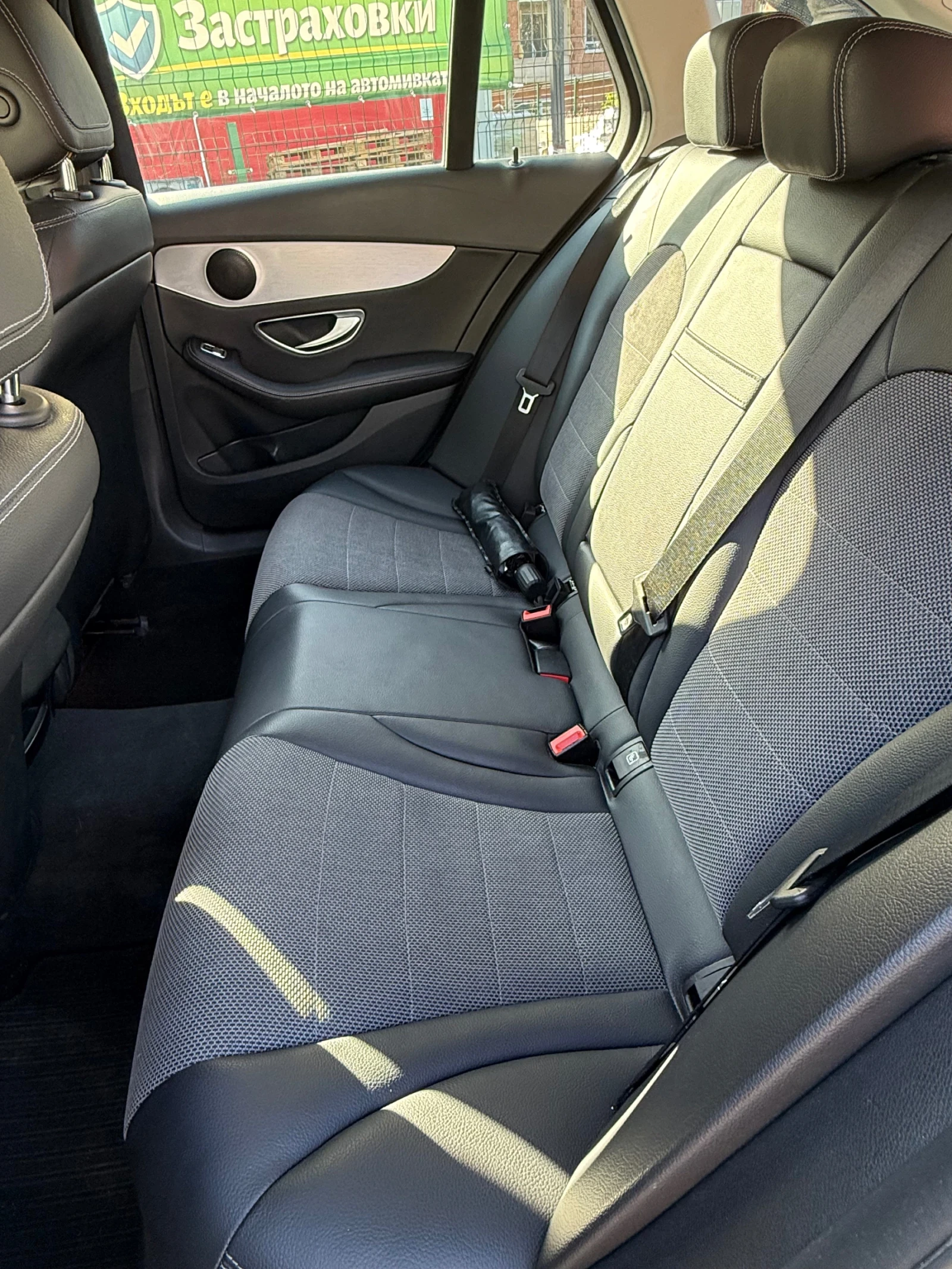 Mercedes-Benz C 220 AMG-Line C220 9g tronik, снимка 12 - Автомобили и джипове - 55904607