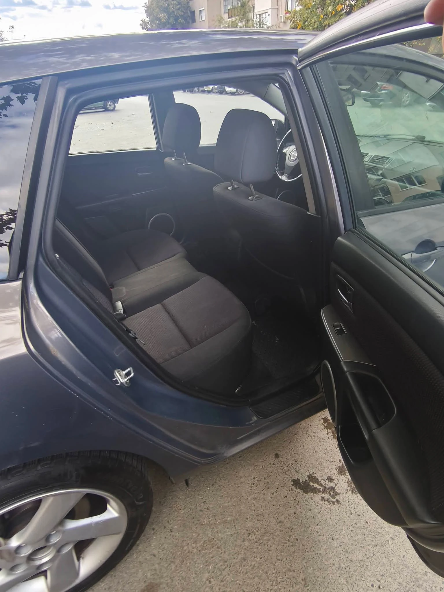 Mazda 3 1.6 MZ-CD, снимка 9 - Автомобили и джипове - 56626120
