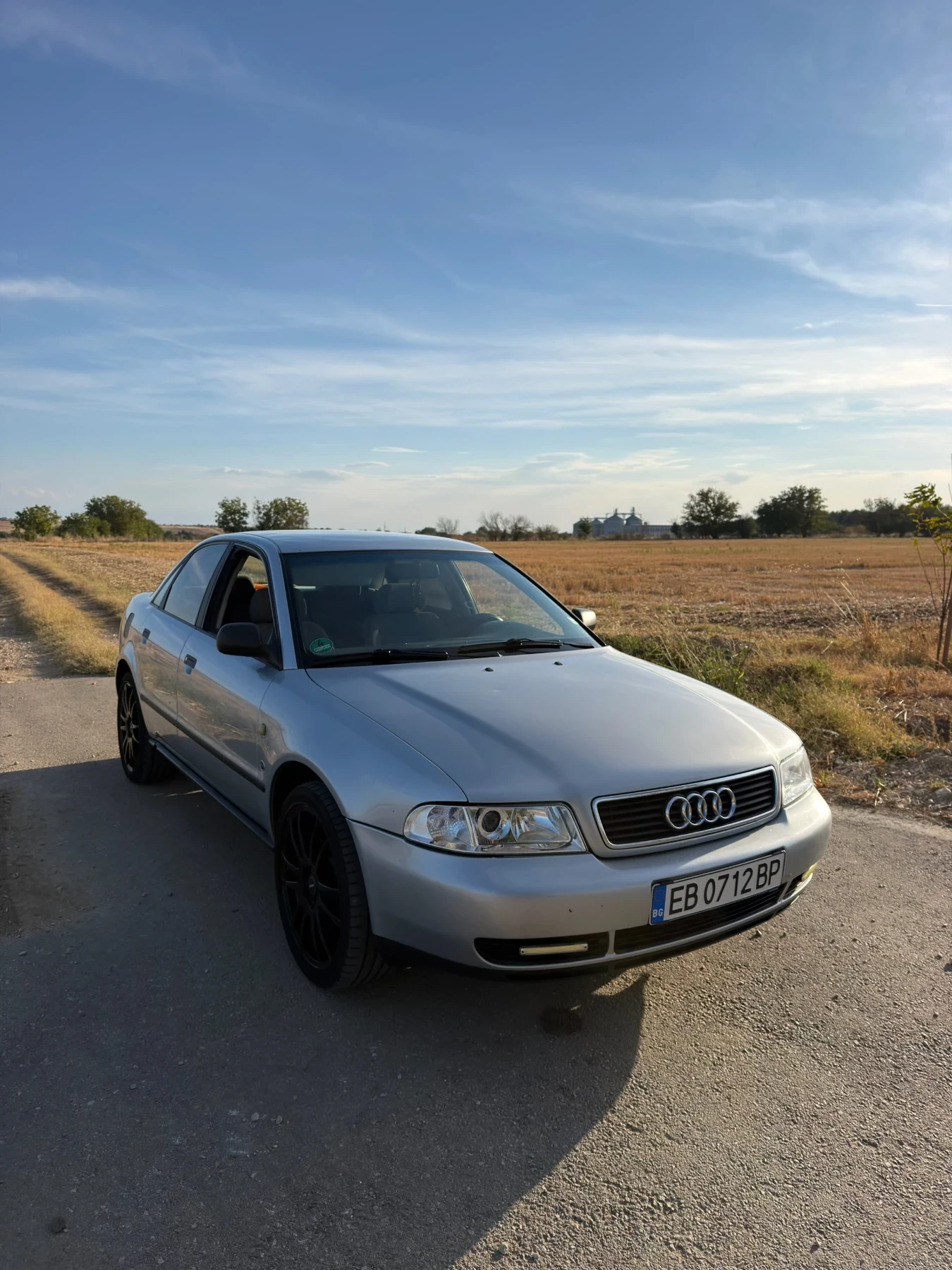 Audi A4, снимка 3 - Автомобили и джипове - 56738789