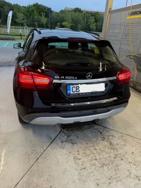 Mercedes-Benz GLA 200d, снимка 2