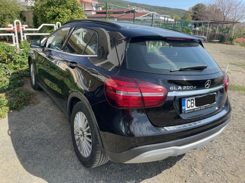 Mercedes-Benz GLA 200d, снимка 7 - Автомобили и джипове - 48362749