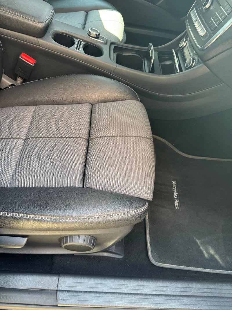 Mercedes-Benz GLA 200d, снимка 16 - Автомобили и джипове - 51829693