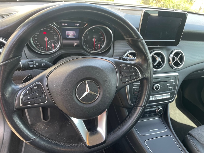 Mercedes-Benz GLA 200d, снимка 2 - Автомобили и джипове - 46170698