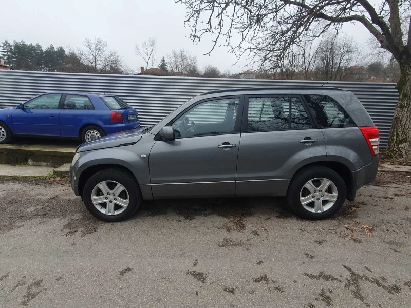 Suzuki Grand vitara 2.0, снимка 1 - Автомобили и джипове - 46833960