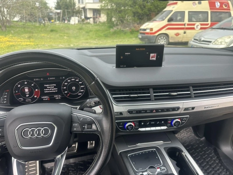 Audi SQ7, снимка 15 - Автомобили и джипове - 46232838