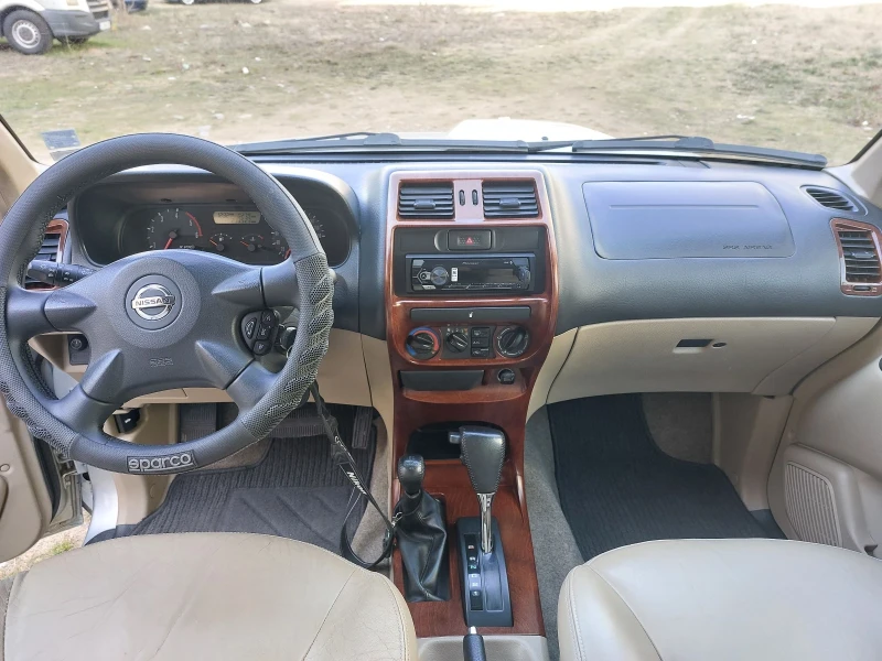 Nissan Terrano 3.0 TDI, снимка 8 - Автомобили и джипове - 49472331