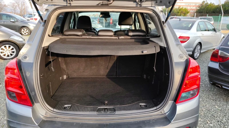 Chevrolet Trax 1.7, снимка 14 - Автомобили и джипове - 52963836
