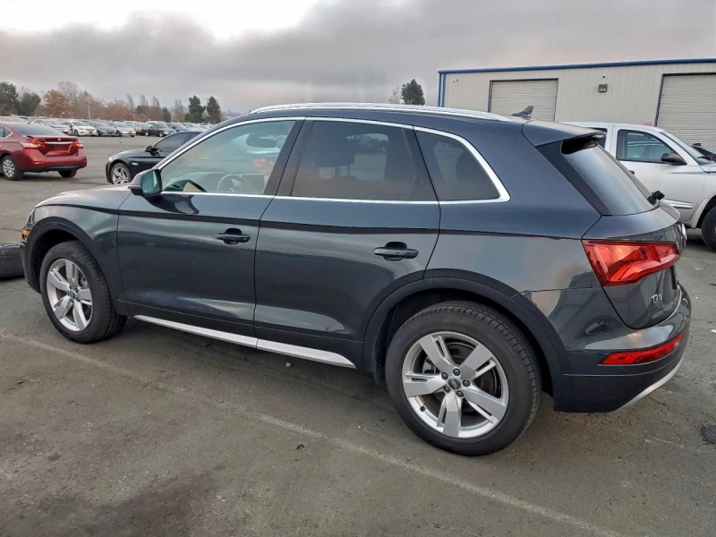 Audi Q5 Premium Plus, снимка 4 - Автомобили и джипове - 53075315