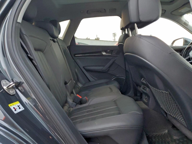 Audi Q5 Premium Plus, снимка 9 - Автомобили и джипове - 53075315