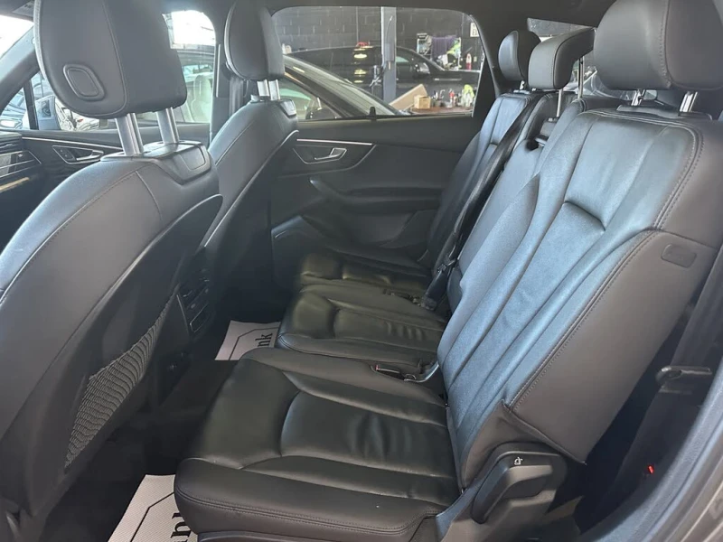 Audi Q7 Komfort * CARFAX * АвтоКредит* (ЦЕНА ДО БГ), снимка 10 - Автомобили и джипове - 53501948