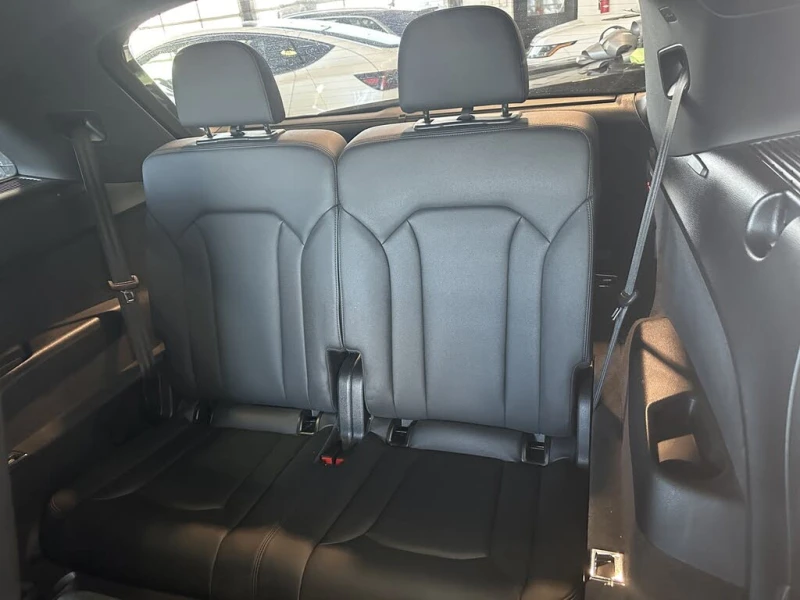 Audi Q7 Komfort * CARFAX * АвтоКредит* (ЦЕНА ДО БГ), снимка 11 - Автомобили и джипове - 53501948