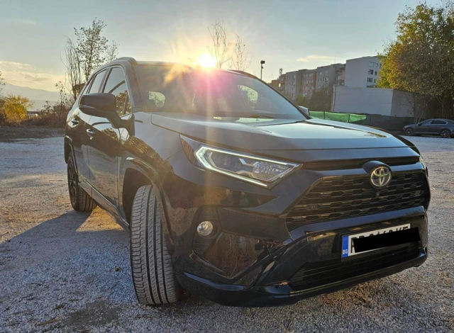 Toyota Rav4 BLACK EDITION BUSINESS - изображение 4