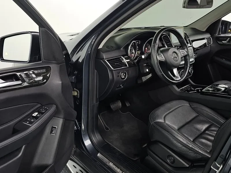 Mercedes-Benz GLE 4MATIC, снимка 10 - Автомобили и джипове - 55739921