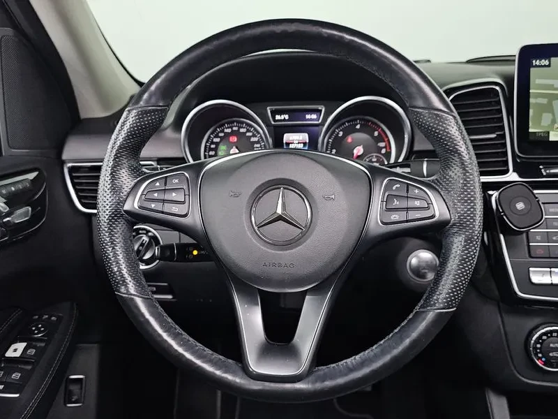 Mercedes-Benz GLE 4MATIC, снимка 14 - Автомобили и джипове - 55739921