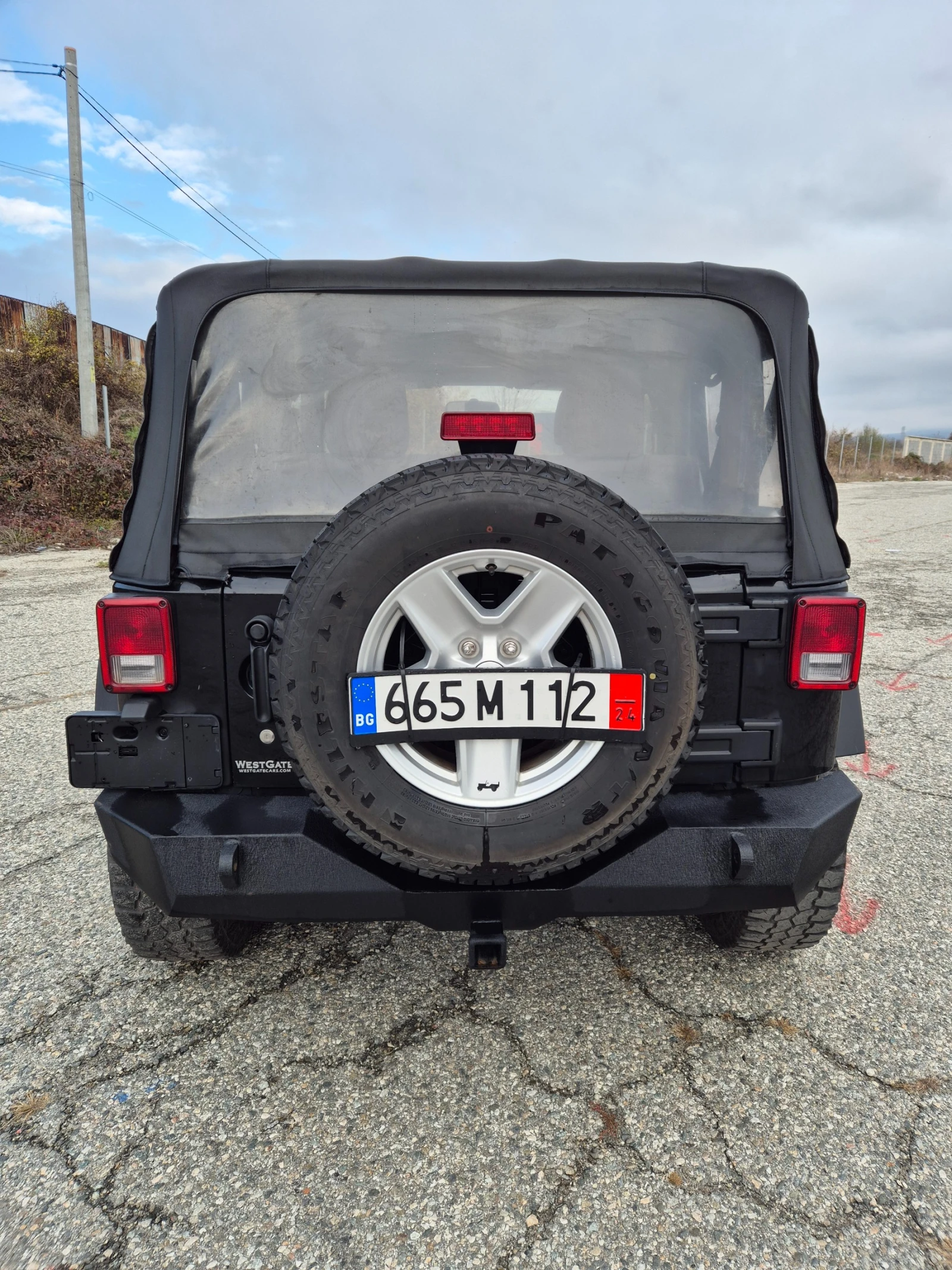 Jeep Wrangler Sport - изображение 7