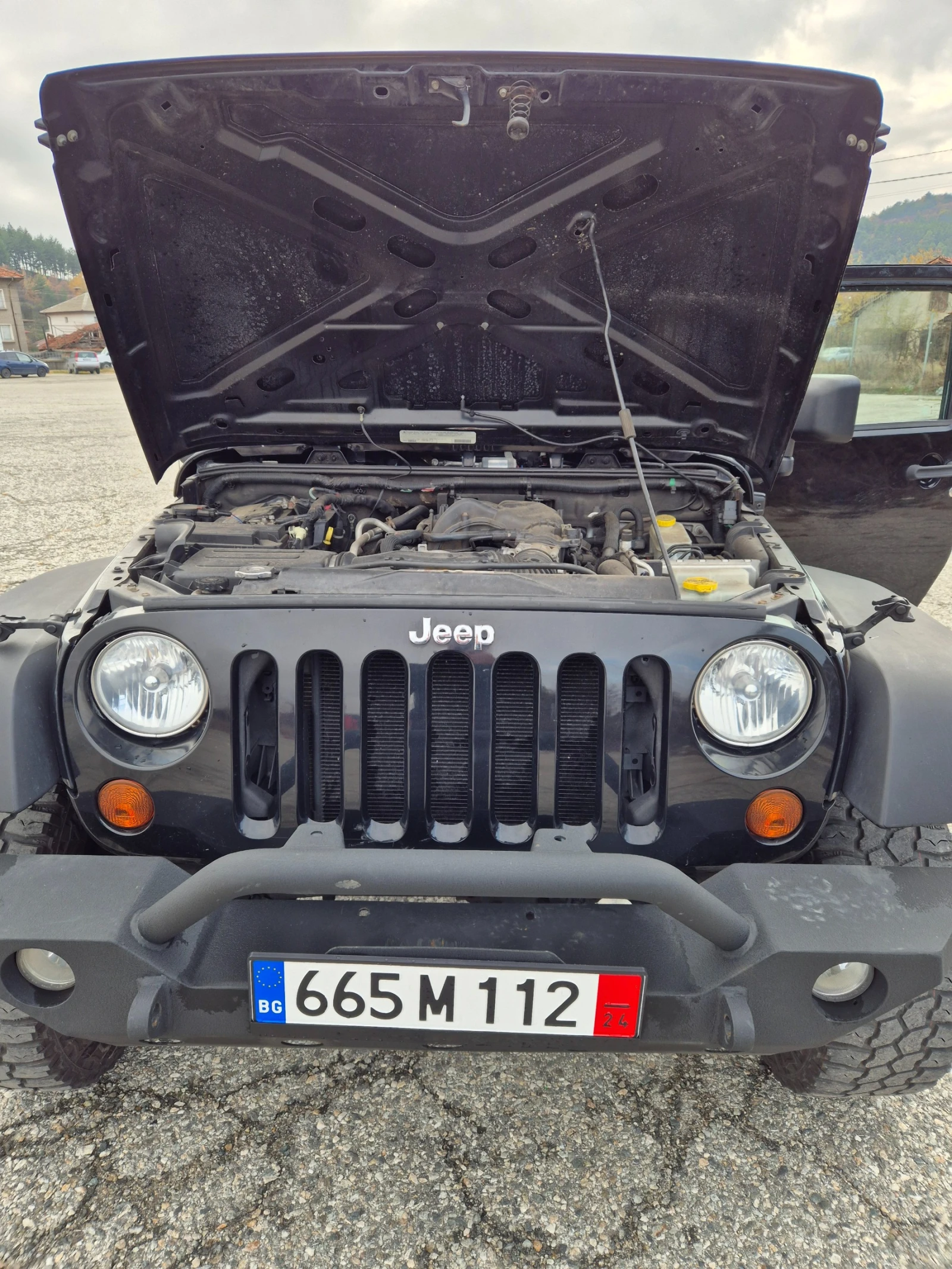 Jeep Wrangler Sport - изображение 10