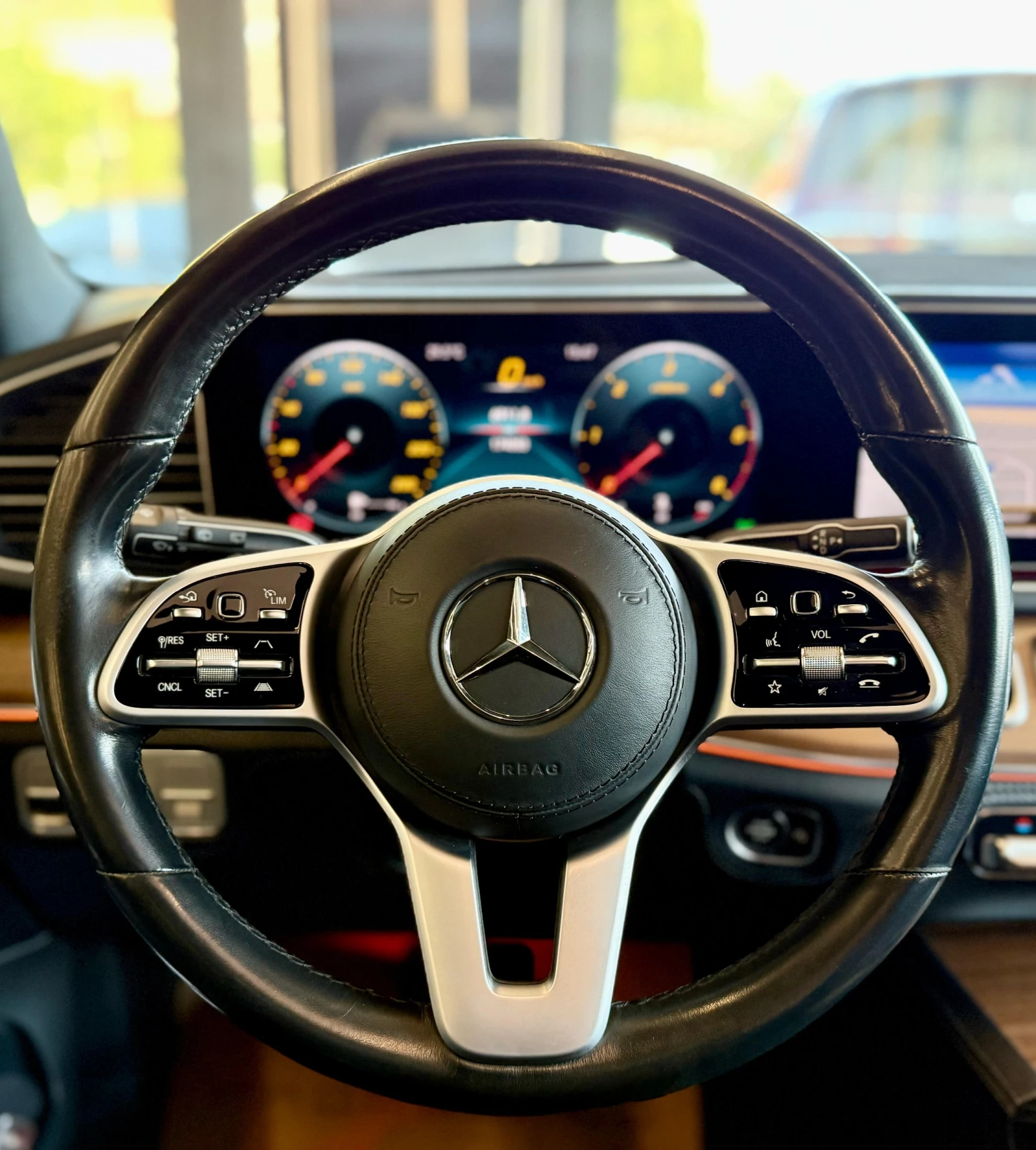 Mercedes-Benz GLS 400 d* 4Matic* Лизинг* Обдух* Подгрев* 7-Местен* 23  - изображение 10