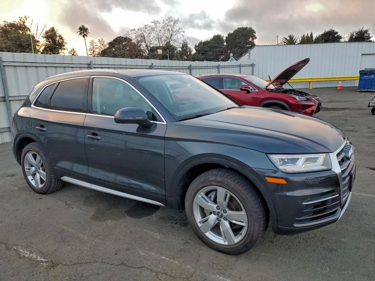 Audi Q5 Premium Plus - изображение 3