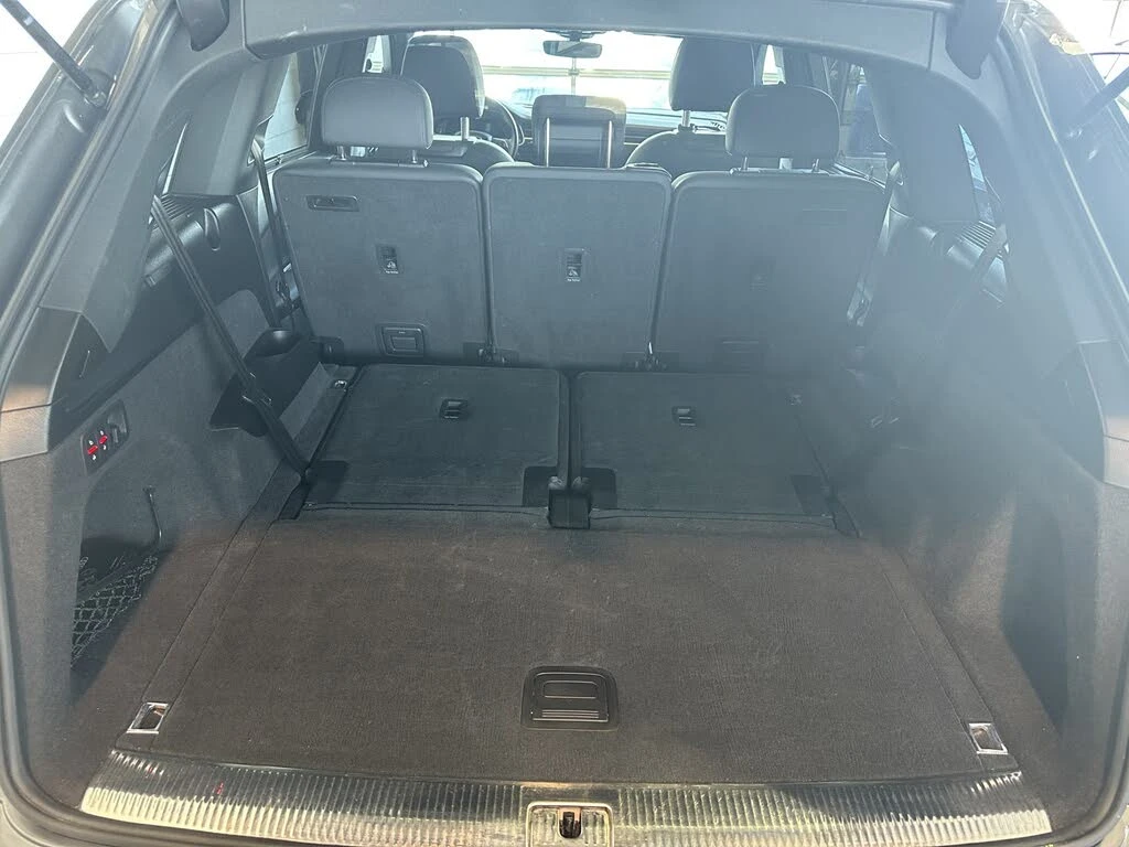 Audi Q7 Komfort * CARFAX * АвтоКредит* (ЦЕНА ДО БГ) - изображение 6