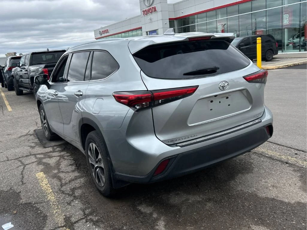 Toyota Highlander * XLE * ПОДГРЕВИ * ДИСТРОНИК * АВТОКРЕДИТ, снимка 2 - Автомобили и джипове - 54551671