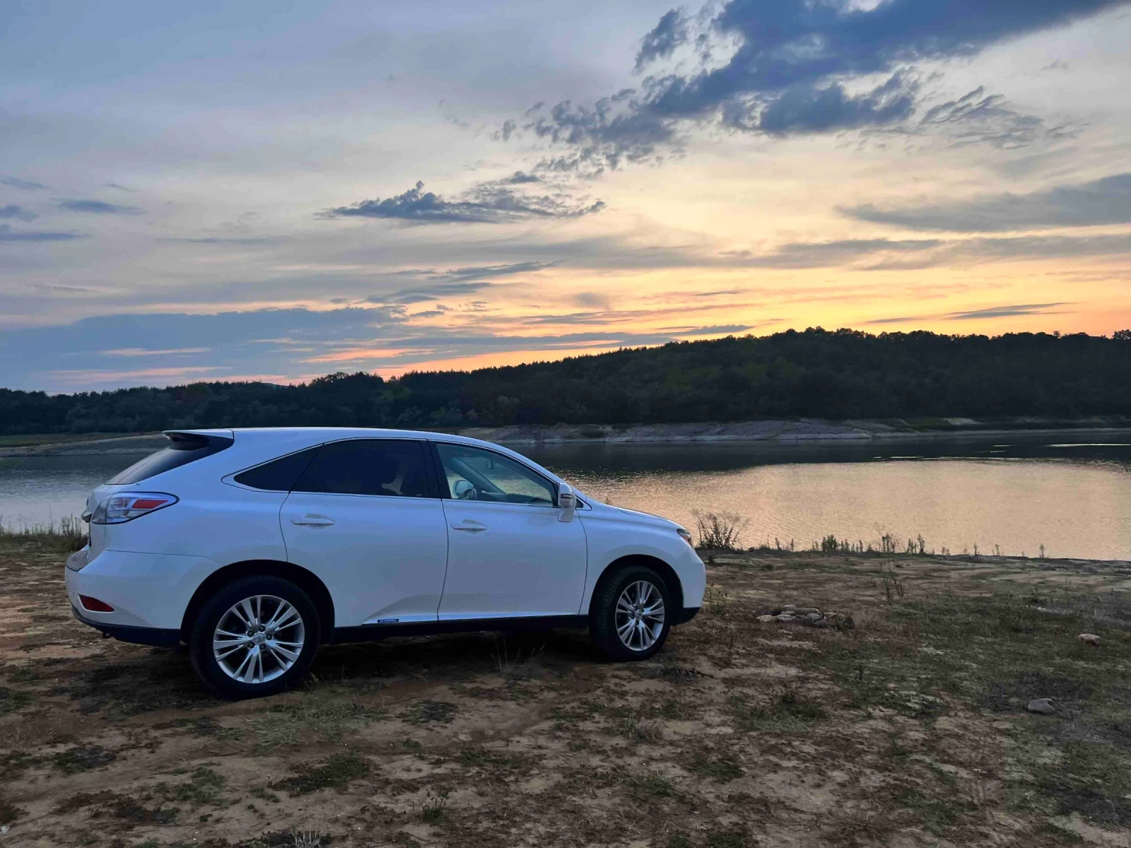 Lexus RX 450h Luxury/HUD/Full/Окачване в гаранция , снимка 4 - Автомобили и джипове - 55086131