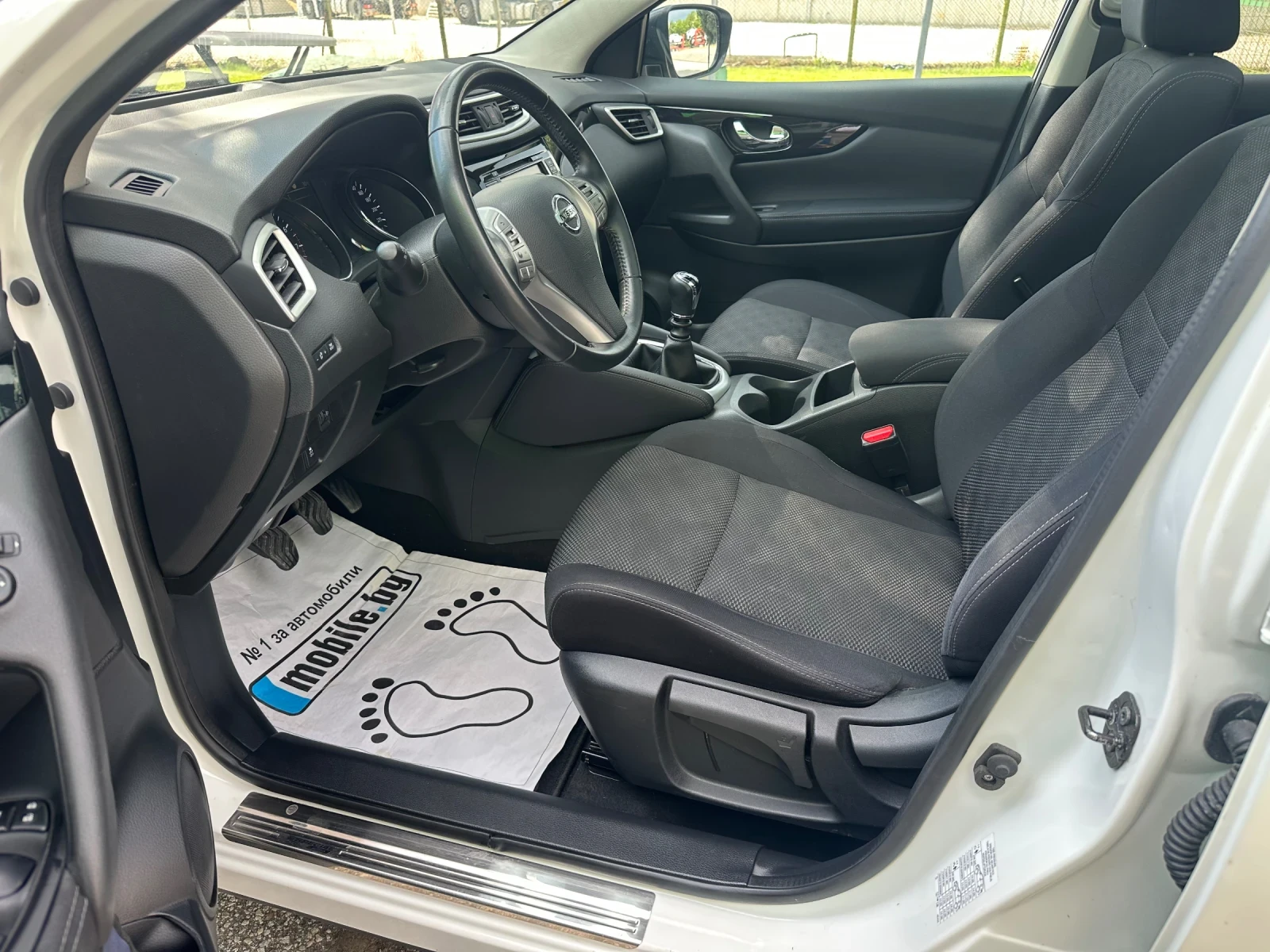 Nissan Qashqai 1.2i 70000km premier edition | Mobile.bg � ����������� 8