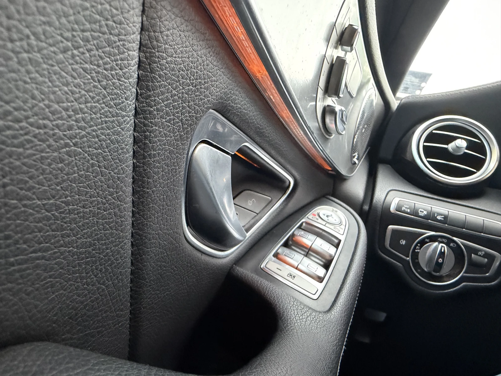 Mercedes-Benz GLC 250  AMG, 4MATIC, 9G, AIRMATIC, снимка 12 - Автомобили и джипове - 55543897