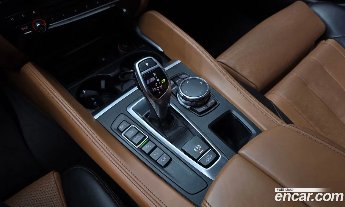 BMW X6 M50d, снимка 9 - Автомобили и джипове - 56157100