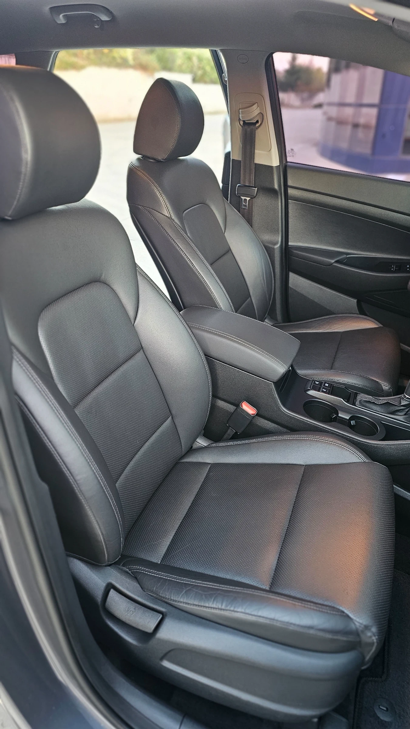 Hyundai Tucson ���� �����/4�4/2.0CRDI  | Mobile.bg � ����������� 13