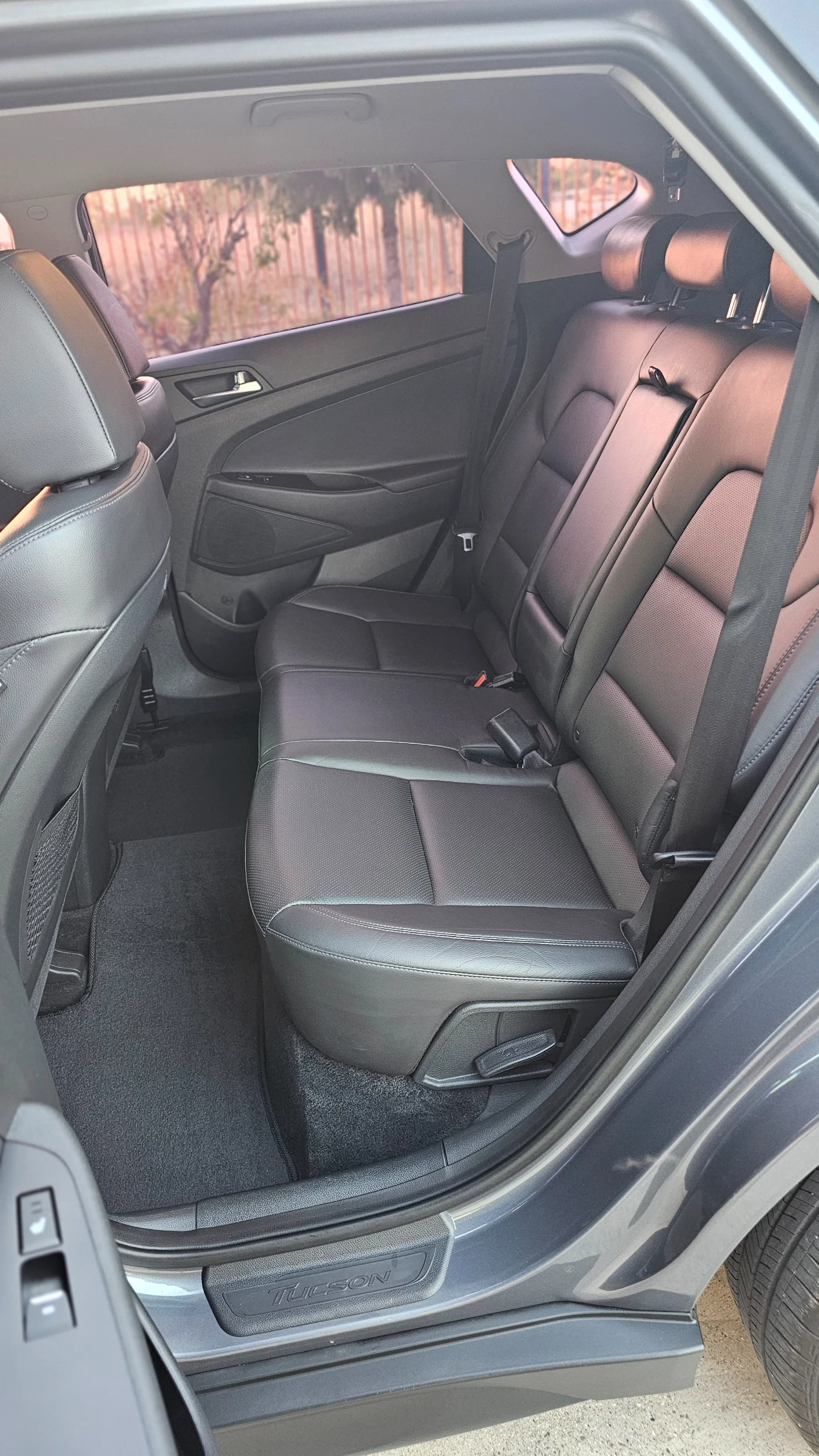 Hyundai Tucson ���� �����/4�4/2.0CRDI  | Mobile.bg � ����������� 12