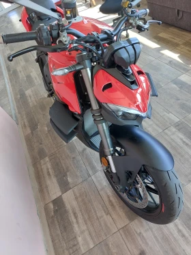 Ducati Streetfighter V4, снимка 3