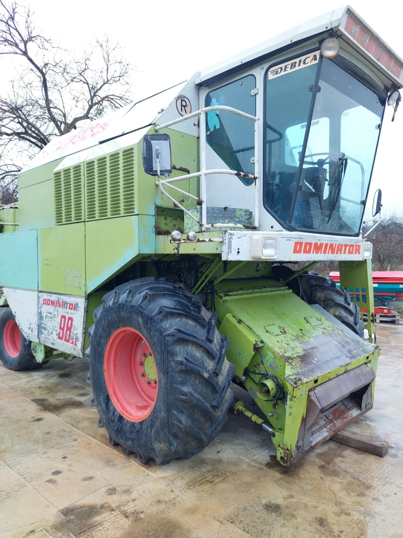 Комбайн Claas Dominator 98sl, снимка 6 - Селскостопанска техника - 53101121
